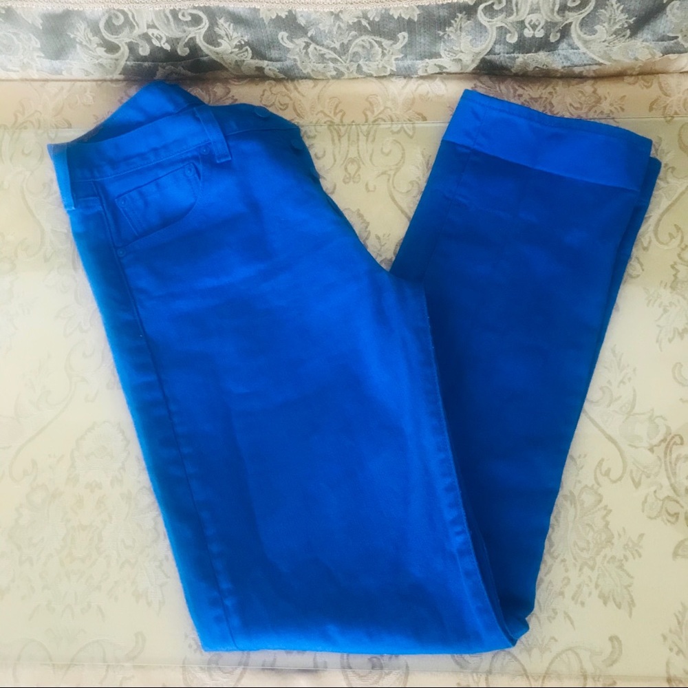 Electric Blue Levi’s Jeans